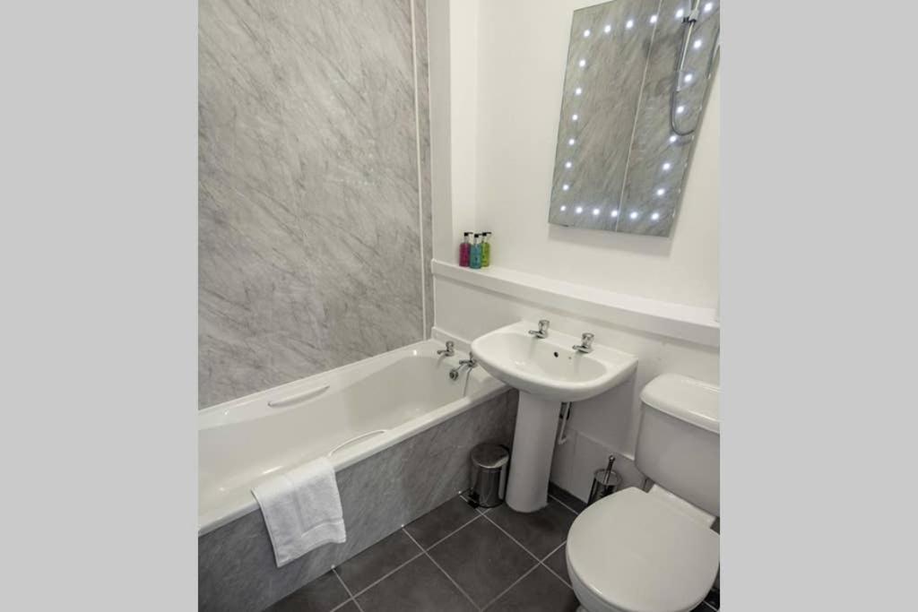 Apartmán ☆Spacious Flat Close To University And City Centre Dundee Exteriér fotografie